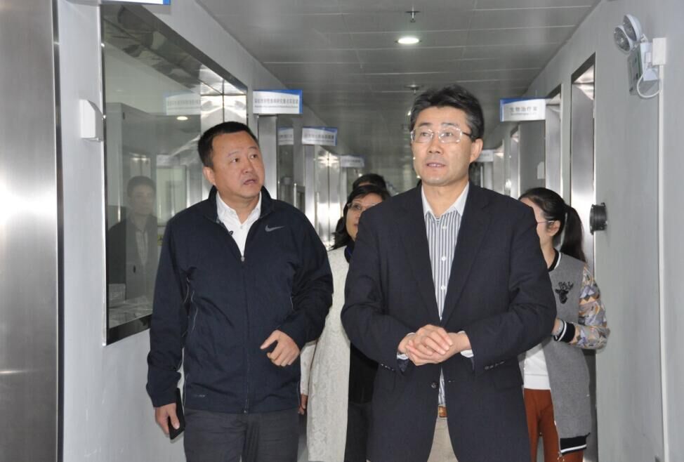 QQ图片20171120203011.jpg W020210111398561191940.jpg